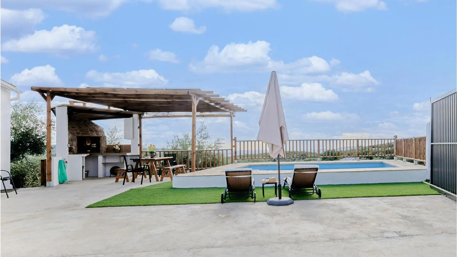 Holiday home Amazing Home In Rute With Kitchenette